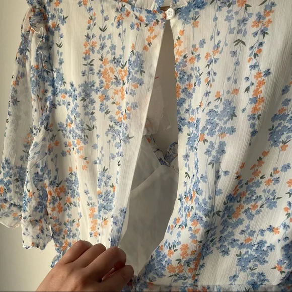 Saints + Secrets pretty flouncy floral print dress with ruffles M - Picture 7 of 11